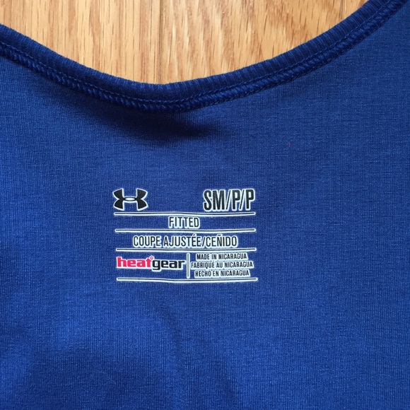 NWOT Under Armour Fitted Ribbed Blue TankTop - Picture 2 of 4